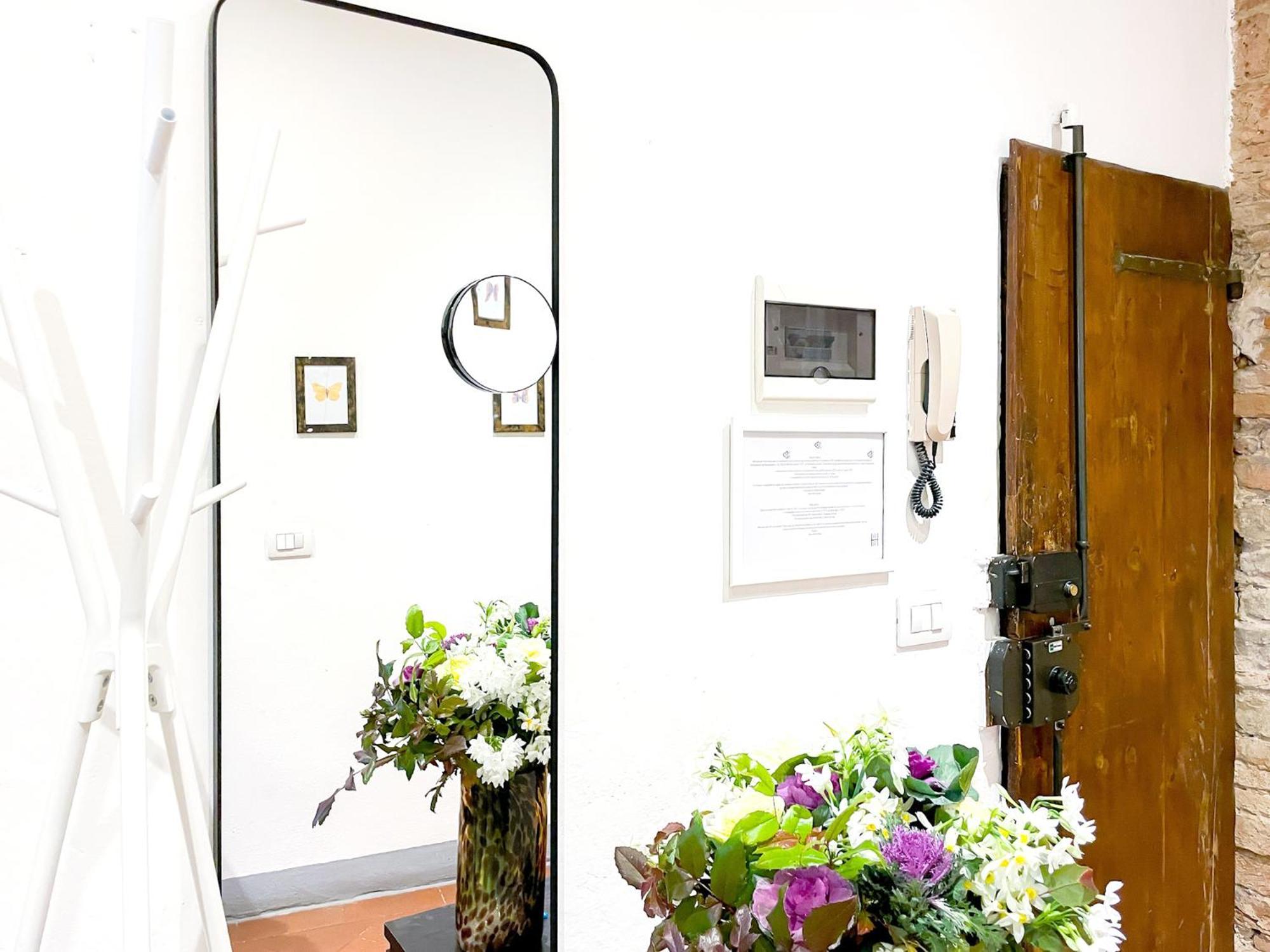 Lovely Apartment Near Piazza Della Signoria Florence Luaran gambar